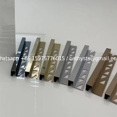 الصين الحائط المعدني الفضي الحائط الحائط الحائط الزاوية الحافة 304 316 مرآة الشعر الممشحونة النهاية المزود