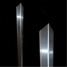 المزايا الملمعة الفولاذ المقاوم للصدأ الأسود U Channel U Shape Profile Trim المزود