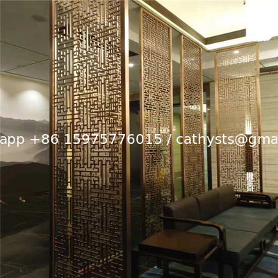 مقسّمات وغرف مقسمة ذات إطار أسود مصنوعة حسب الطلب بنمط دائري ثلاثي الأبعاد من الفولاذ المقاوم للصدأ الذهبي 1800 × 900 المزود