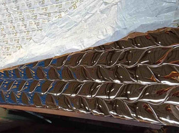 صفائح الفولاذ المقاوم للصدأ المموجة بلمسة نهائية ذهبية عاكسة لتغطية الأعمدة 201 304 316 المزود